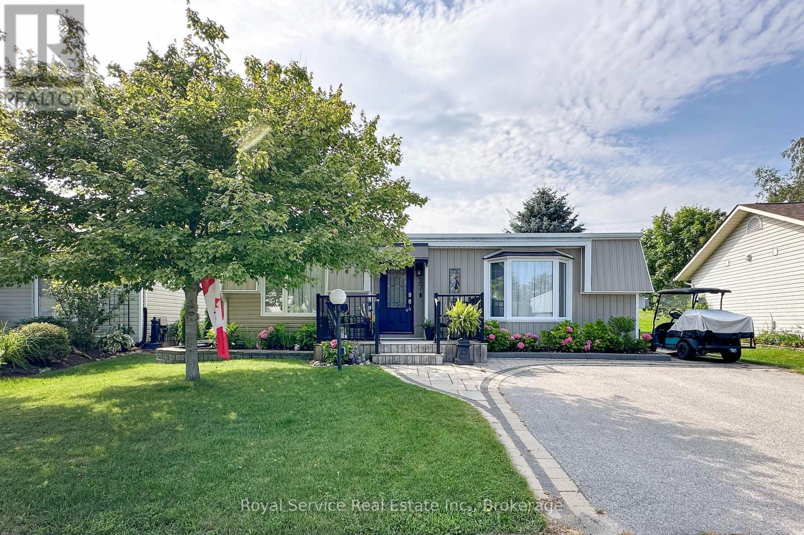 27 Cornerbrook Court, Clarington, Ontario  L1B 1B7 - Photo 2 - E13597562