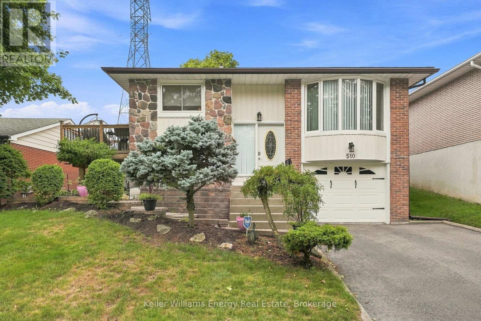 510 CHARRINGTON AVENUE, Oshawa, Ontario