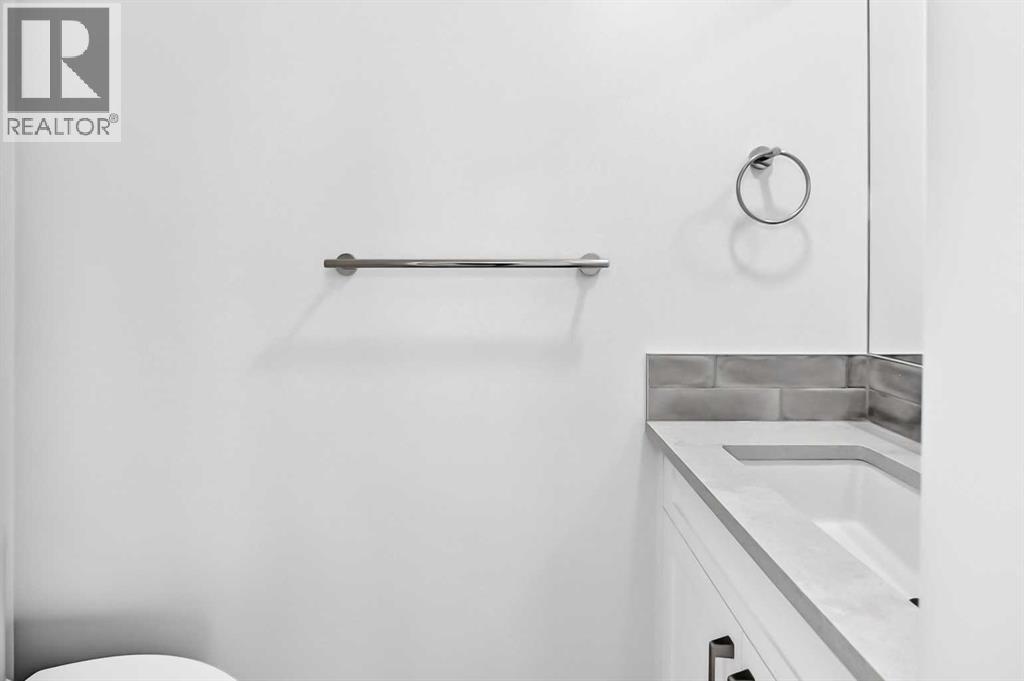 2208 Alexander Street Se, Calgary, Alberta  T2G 4J6 - Photo 16 - A2314662
