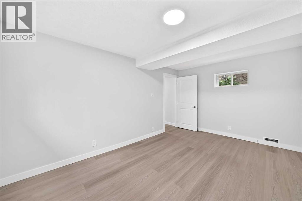 2208 Alexander Street Se, Calgary, Alberta  T2G 4J6 - Photo 32 - A2314662