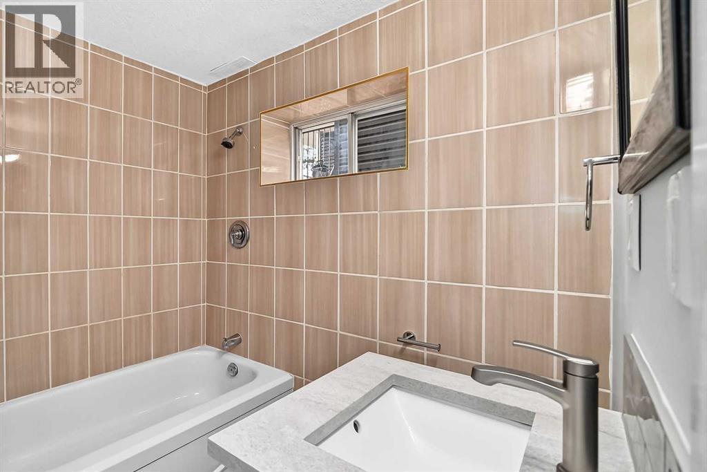 2208 Alexander Street Se, Calgary, Alberta  T2G 4J6 - Photo 33 - A2314662