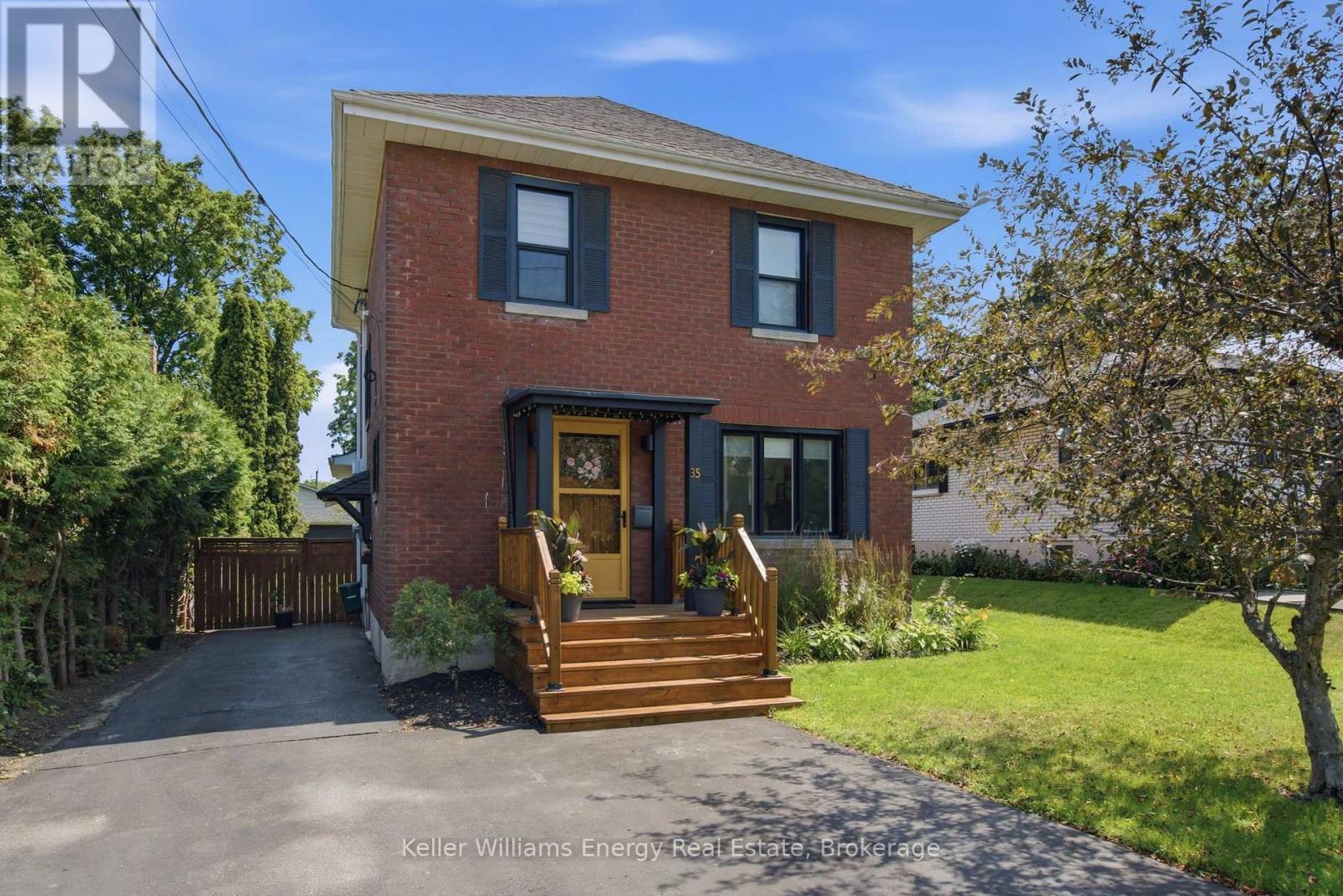 35 HAVELOCK STREET, Cobourg, Ontario