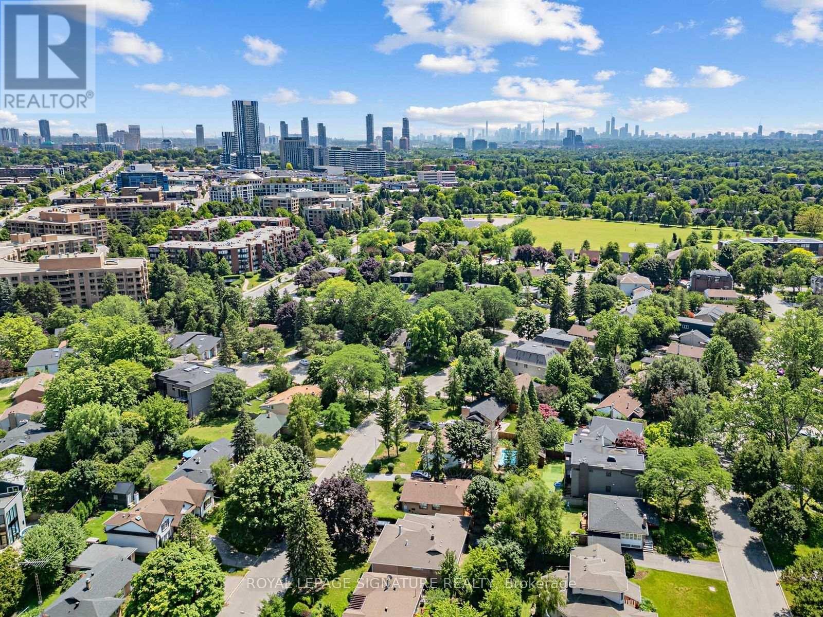 25 Overton Crescent, Toronto, Ontario  M3B 2V4 - Photo 46 - C13597520