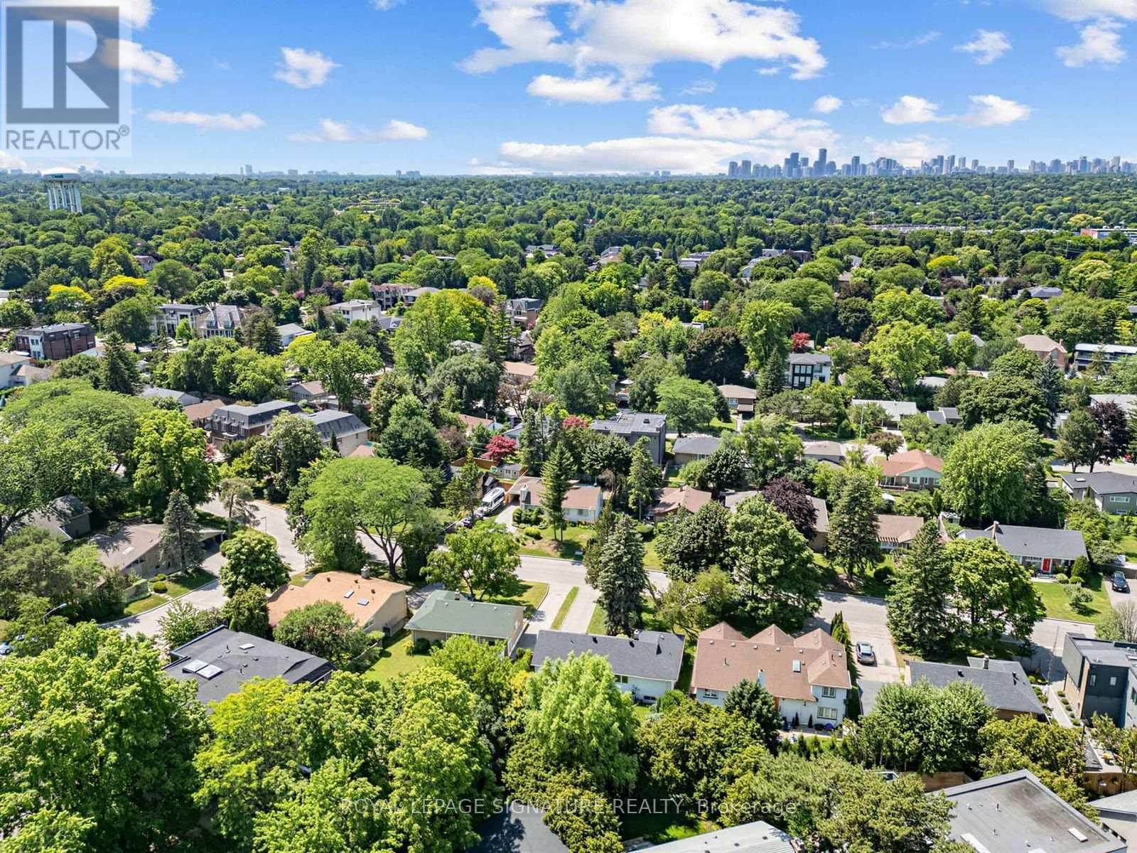 25 Overton Crescent, Toronto, Ontario  M3B 2V4 - Photo 47 - C13597520