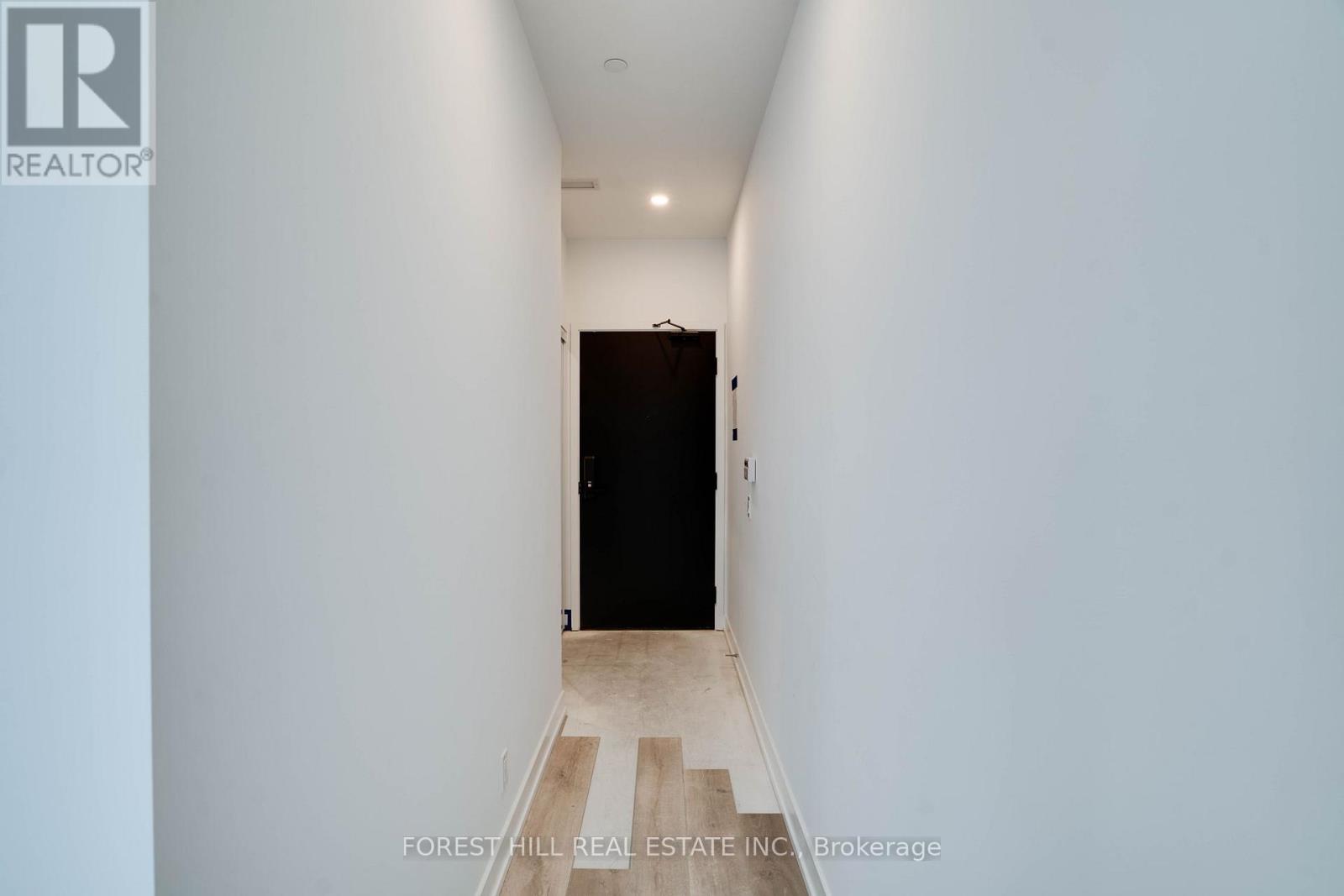 702 - 88 Queen Street, Toronto, Ontario  M5C 1S1 - Photo 2 - C13597544