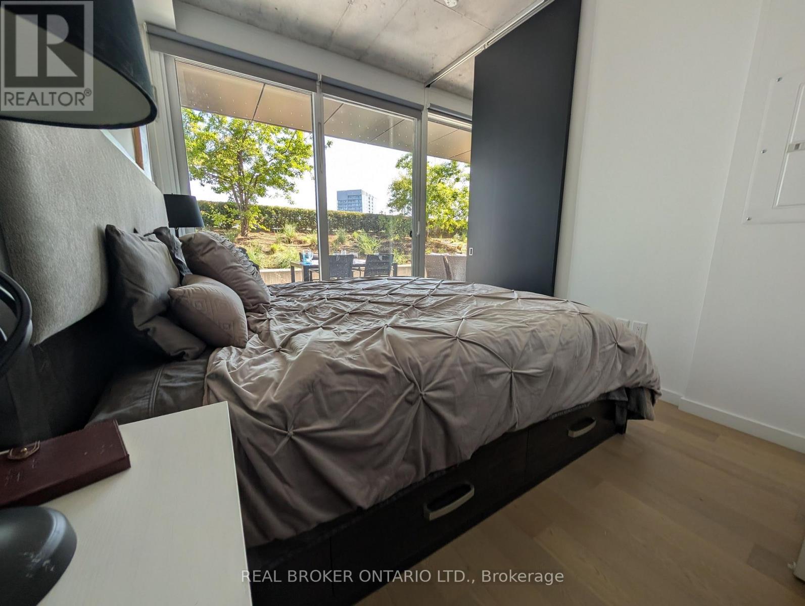 712 - 170 Bayview Avenue, Toronto, Ontario  M5A 0M4 - Photo 9 - C13597686