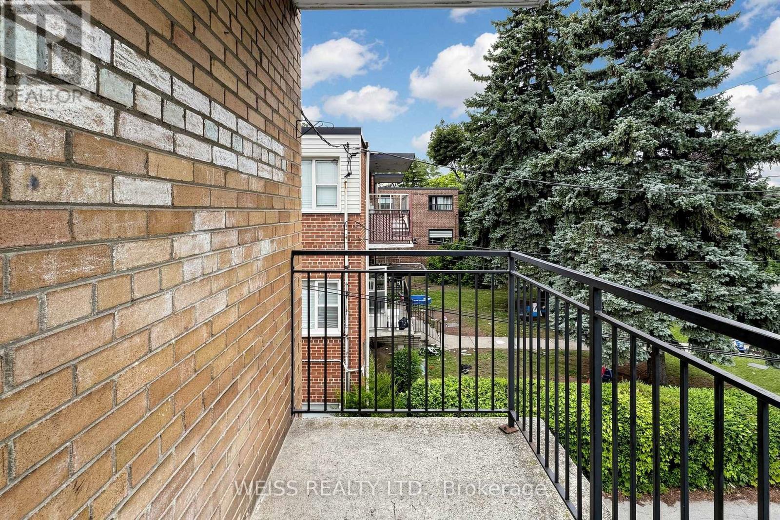 4 - 17 Fraserwood Avenue, Toronto, Ontario  M6B 2N3 - Photo 32 - C13597746
