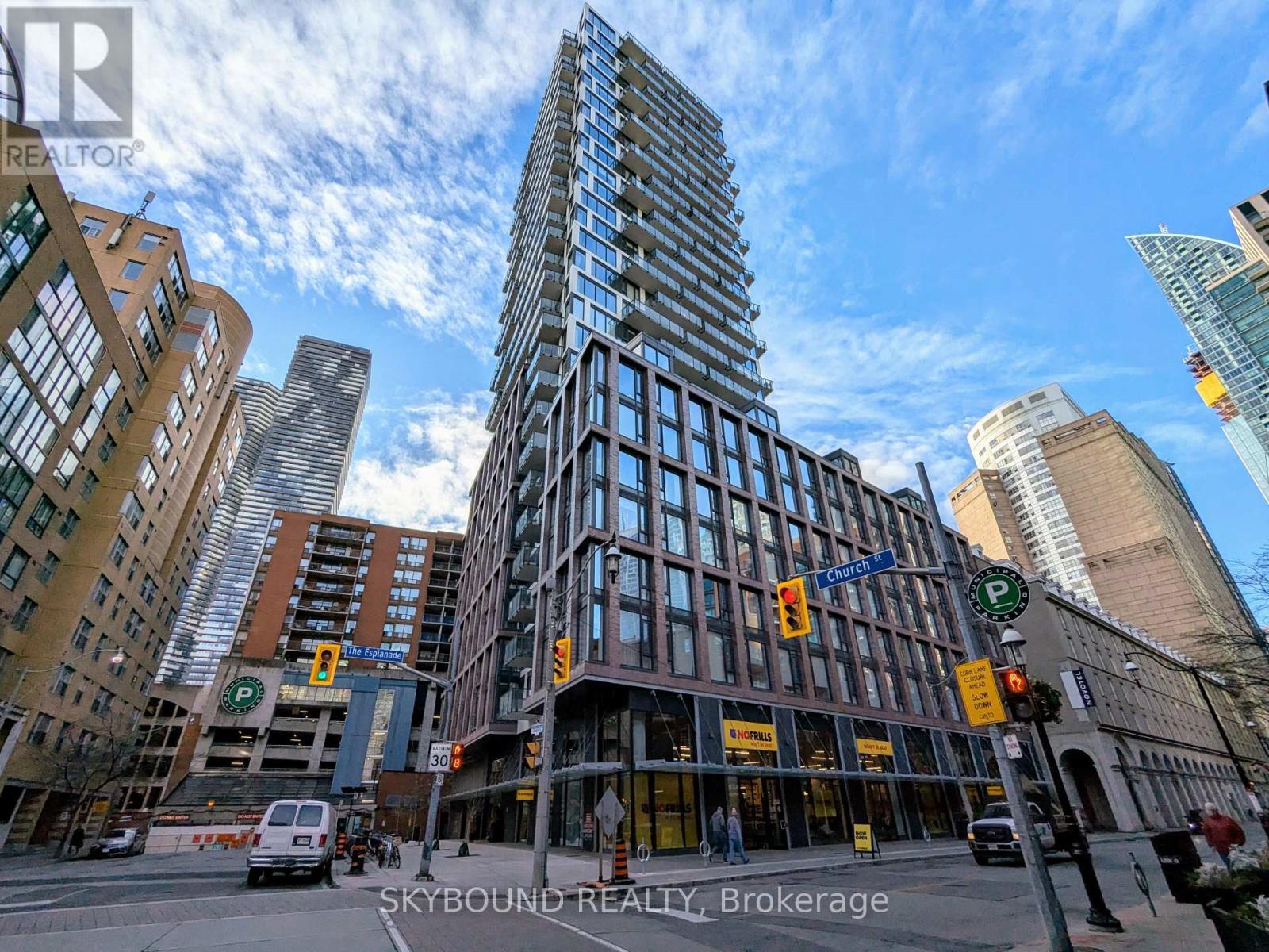 1807 - 2a Church Street, Toronto, Ontario  M5E 0E1 - Photo 2 - C13597872