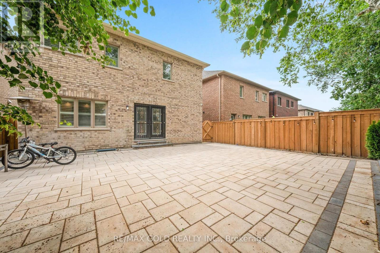 271 Fleetwood Drive, Oshawa, Ontario  L1K 3E8 - Photo 49 - E13597558
