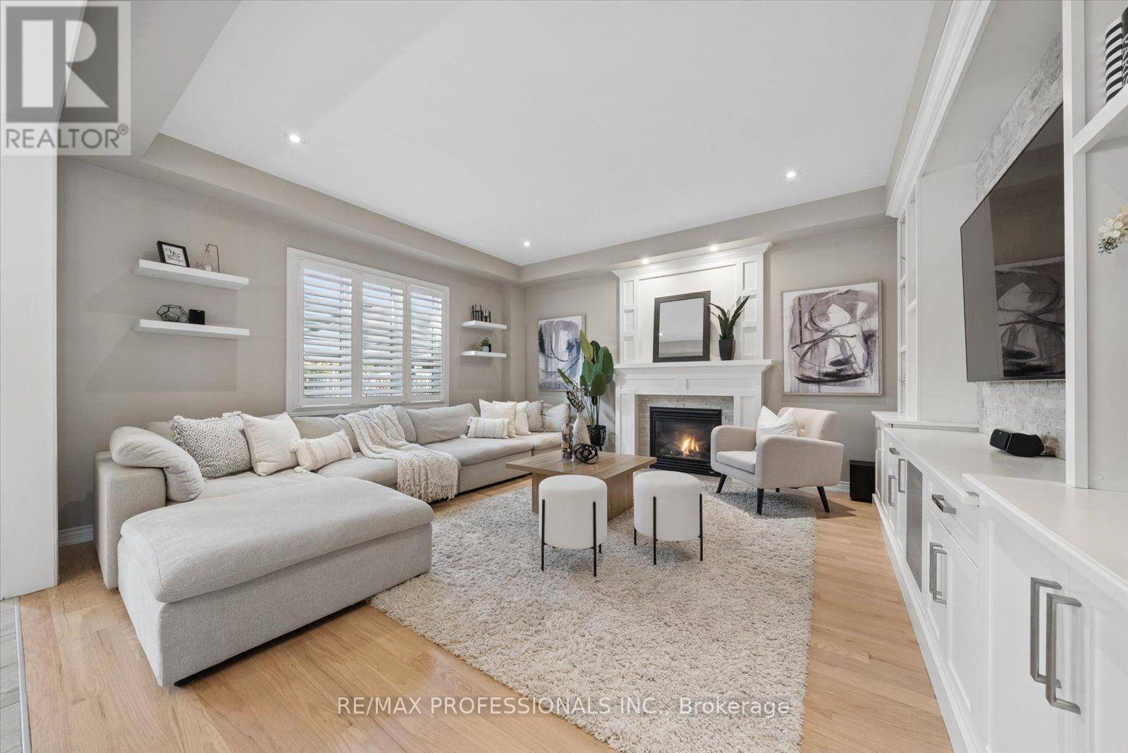 28 Roma Drive, Whitby, Ontario  L1P 0B4 - Photo 13 - E13597632