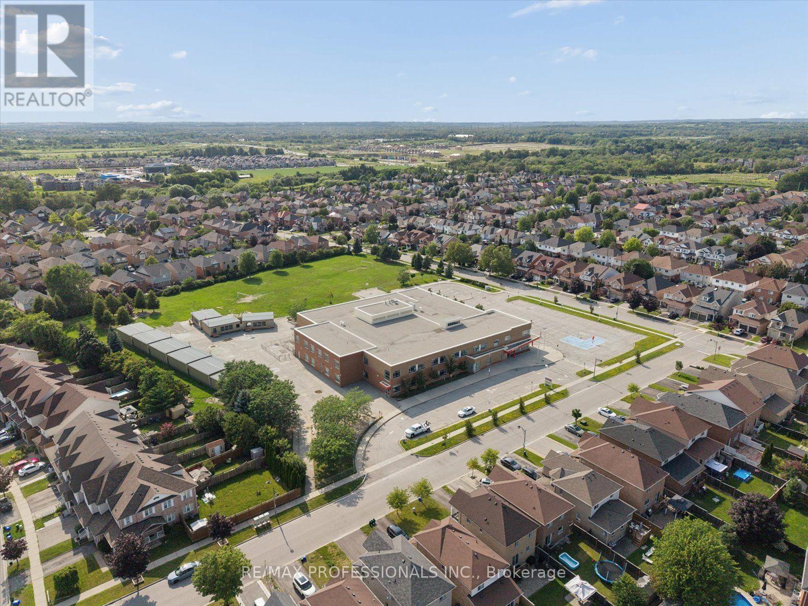 28 Roma Drive, Whitby, Ontario  L1P 0B4 - Photo 43 - E13597632