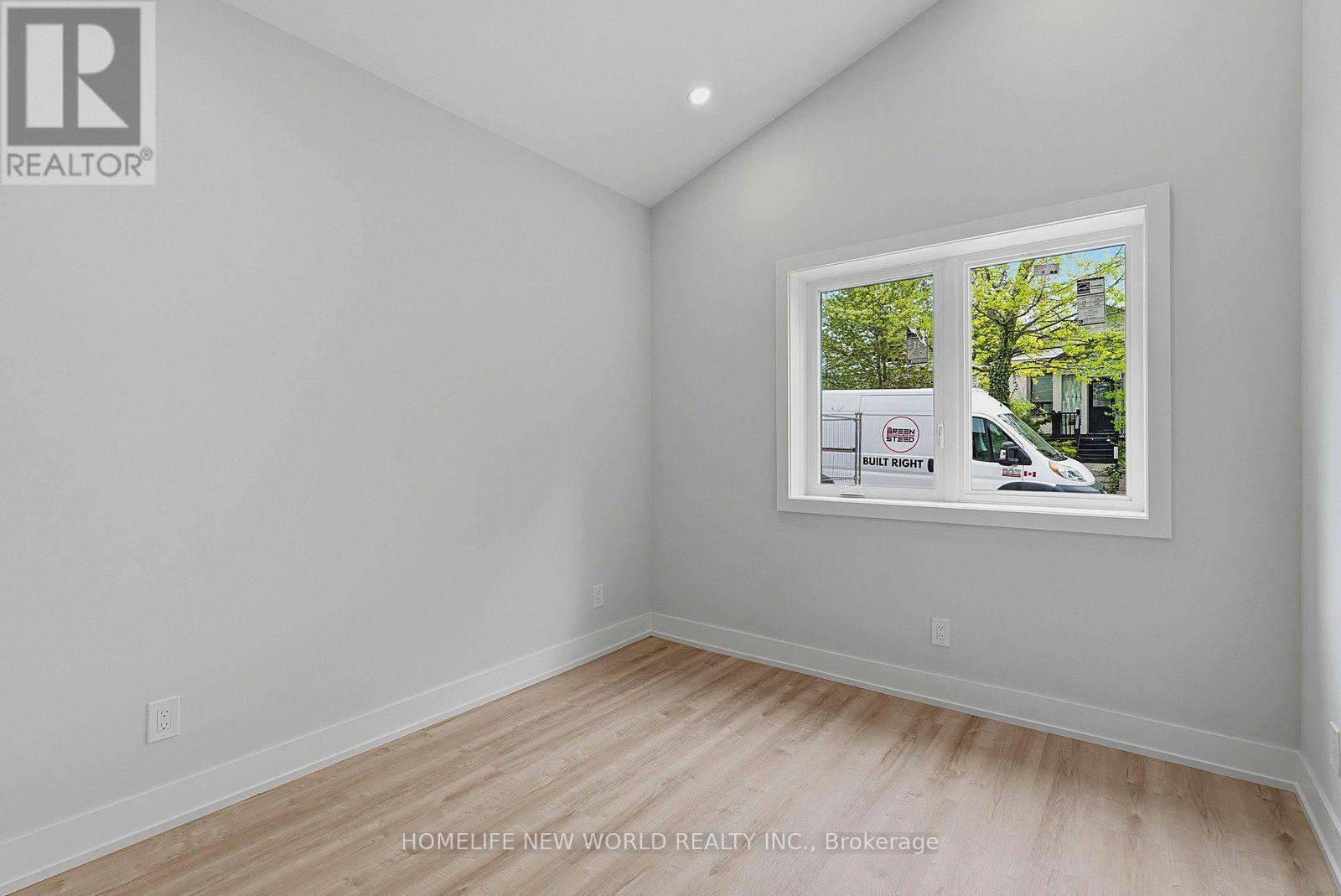 Garden Suite In The Back - 1842 Dundas Street E, Toronto, Ontario  M4L 1M5 - Photo 13 - E13597634