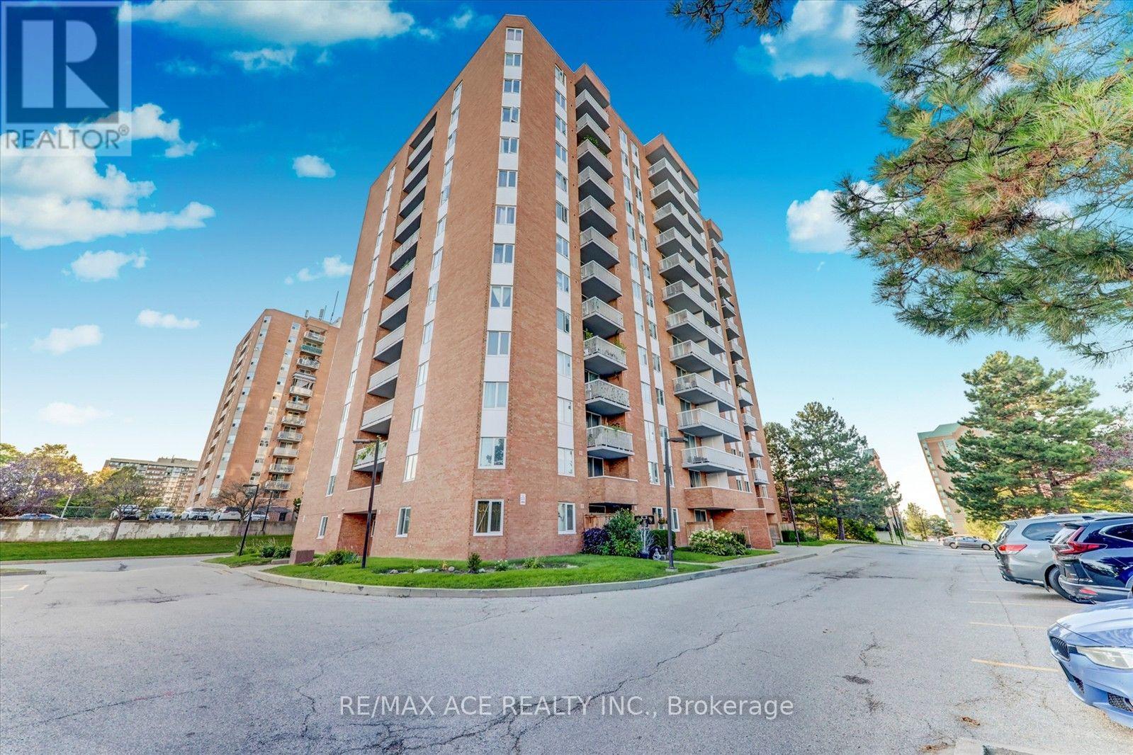 201 - 15 Sewells Road, Toronto, Ontario  M1B 3V7 - Photo 3 - E13597664