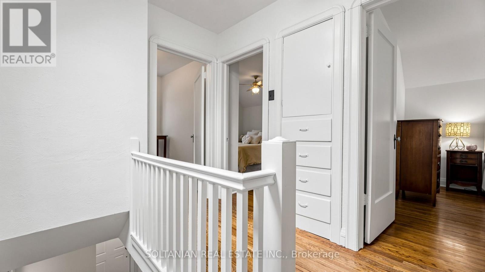 39 Fairside Avenue, Toronto, Ontario  M4C 3H1 - Photo 19 - E13597878