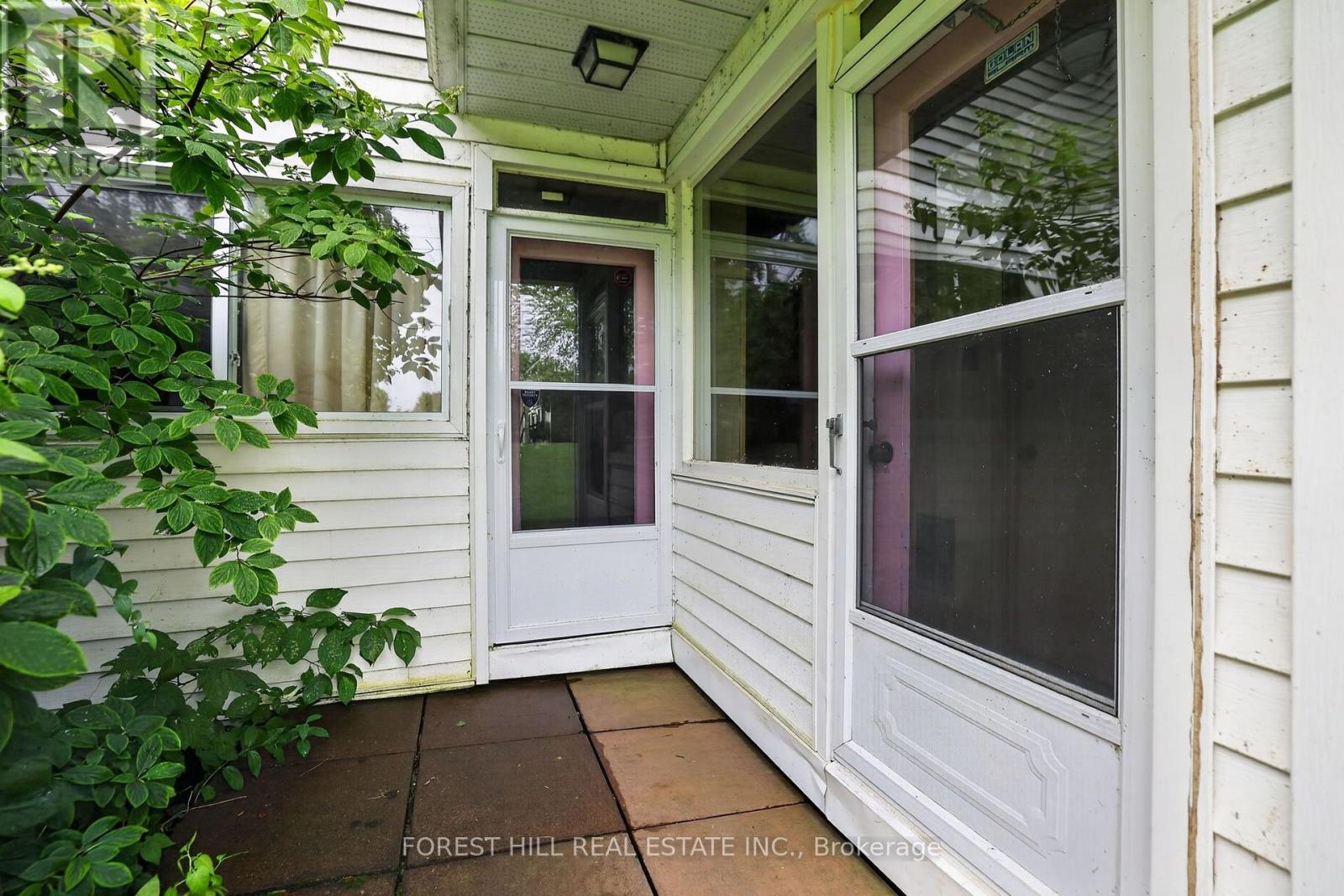9 TIKVAH CIRCLE Georgina (Historic Lakeshore Communities), ON L4P 3C8