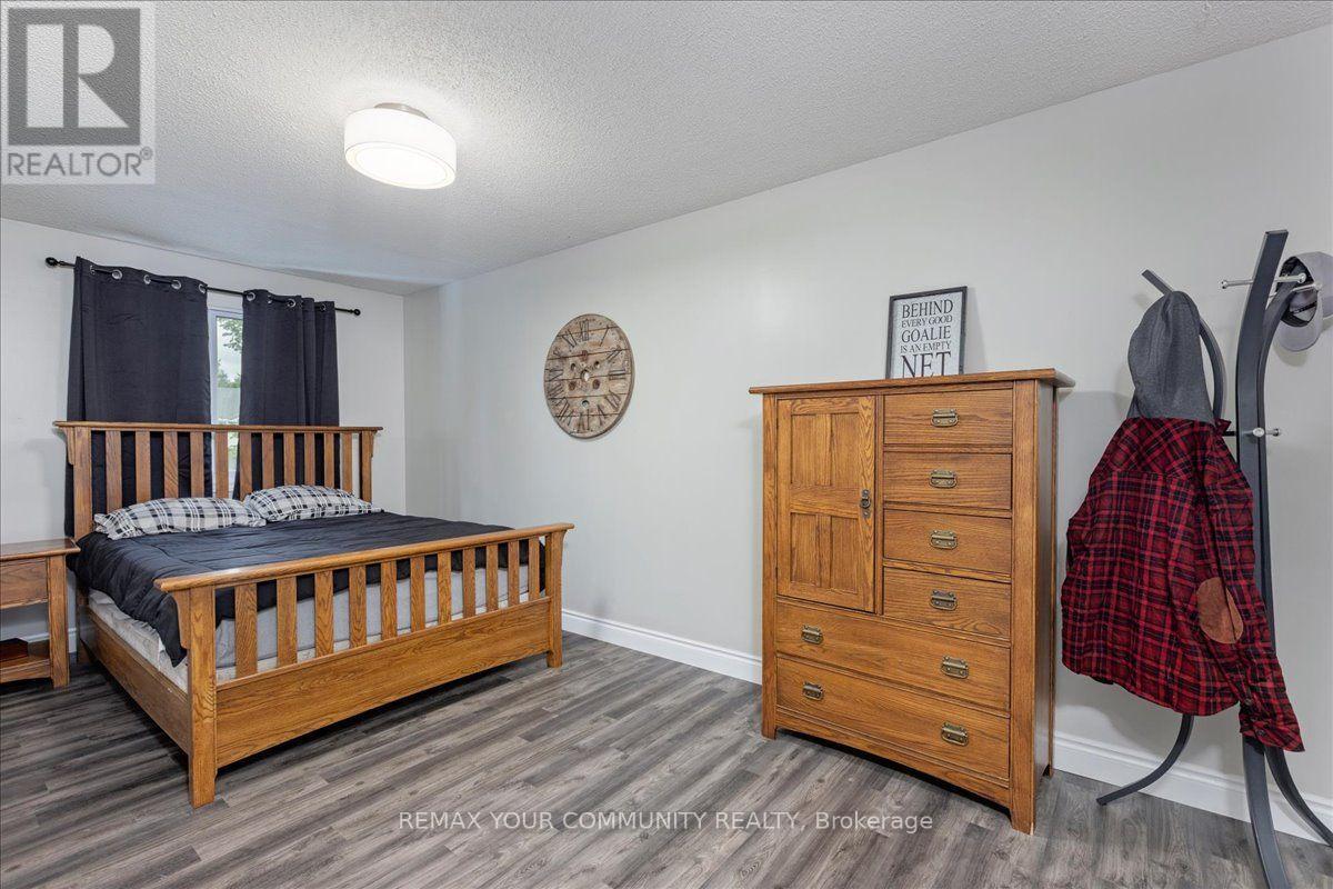 1005 Vance Crescent, Innisfil, Ontario  L0L 2M0 - Photo 21 - N13597702