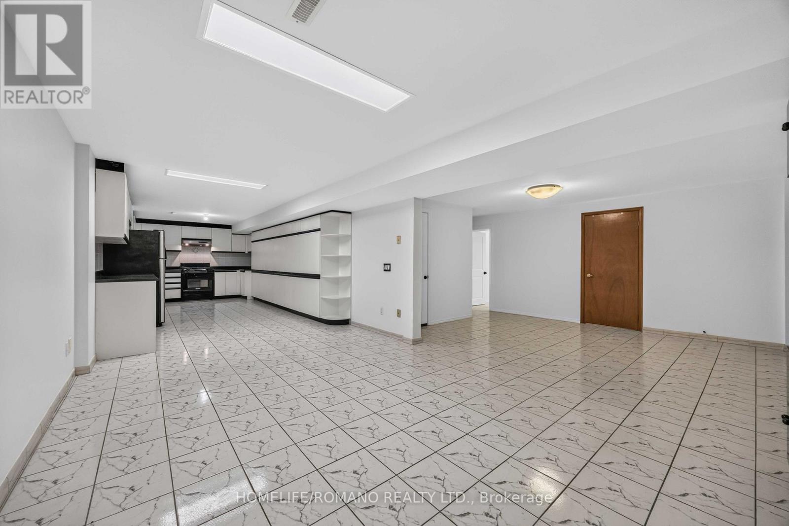 Bsmt - 61 Gas Light Crescent, Vaughan, Ontario  L4L 8E8 - Photo 14 - N13597780
