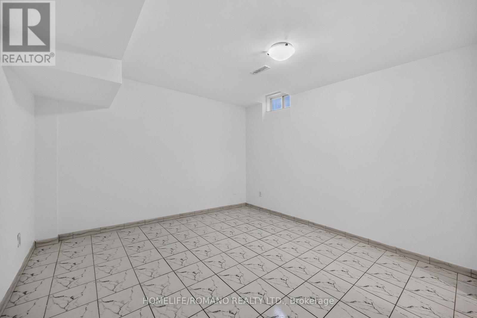 Bsmt - 61 Gas Light Crescent, Vaughan, Ontario  L4L 8E8 - Photo 29 - N13597780