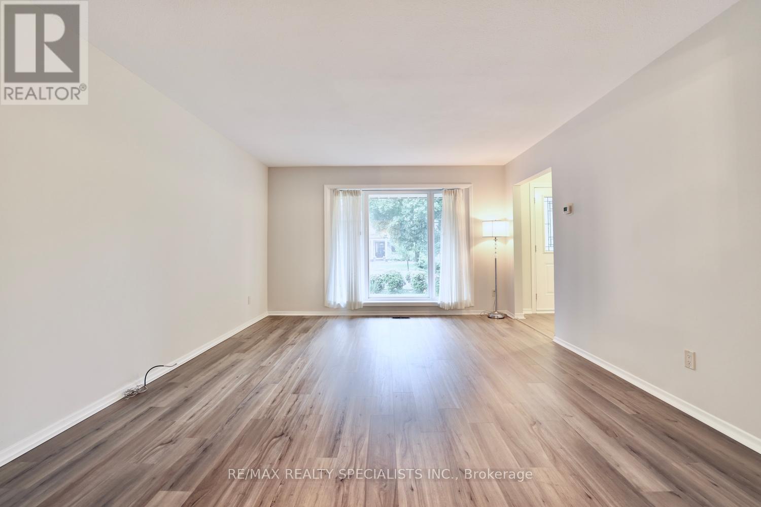 2390 Pyramid Crescent, Mississauga, Ontario  L5K 1C9 - Photo 6 - W13597624