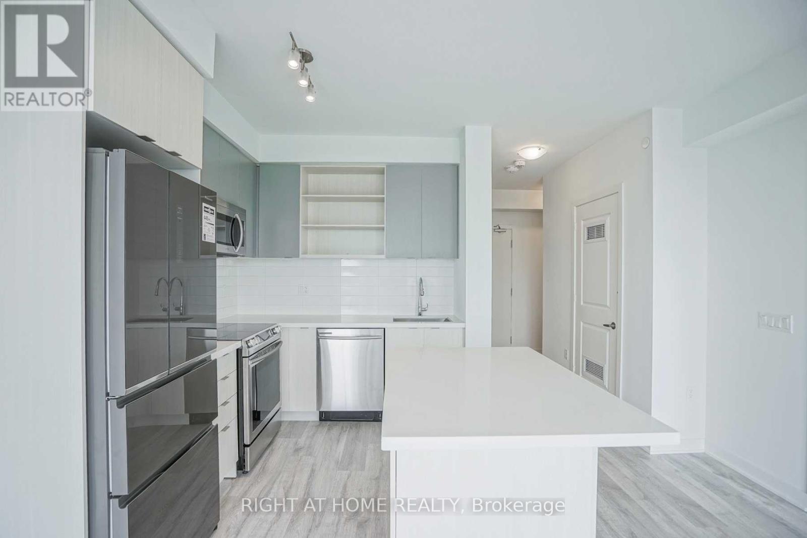 1808 - 4677 Glen Erin Drive, Mississauga, Ontario  L5M 2E3 - Photo 3 - W13597822