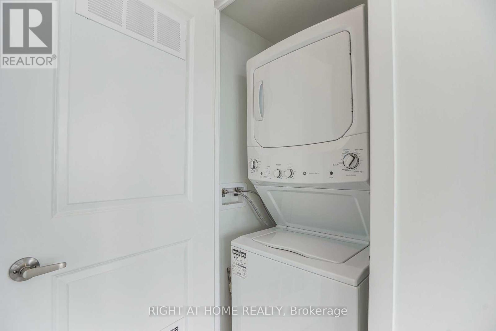 1808 - 4677 Glen Erin Drive, Mississauga, Ontario  L5M 2E3 - Photo 6 - W13597822
