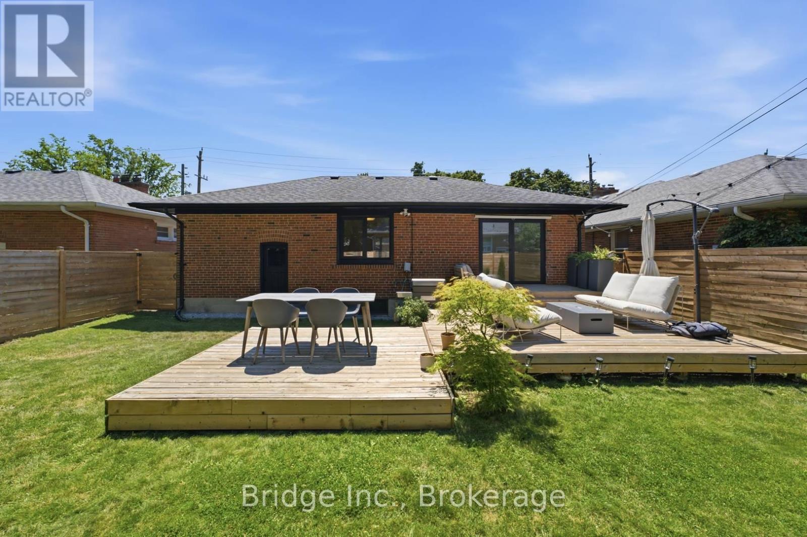 14 Norseman Street, Toronto, Ontario  M8Z 2P2 - Photo 7 - W13597856