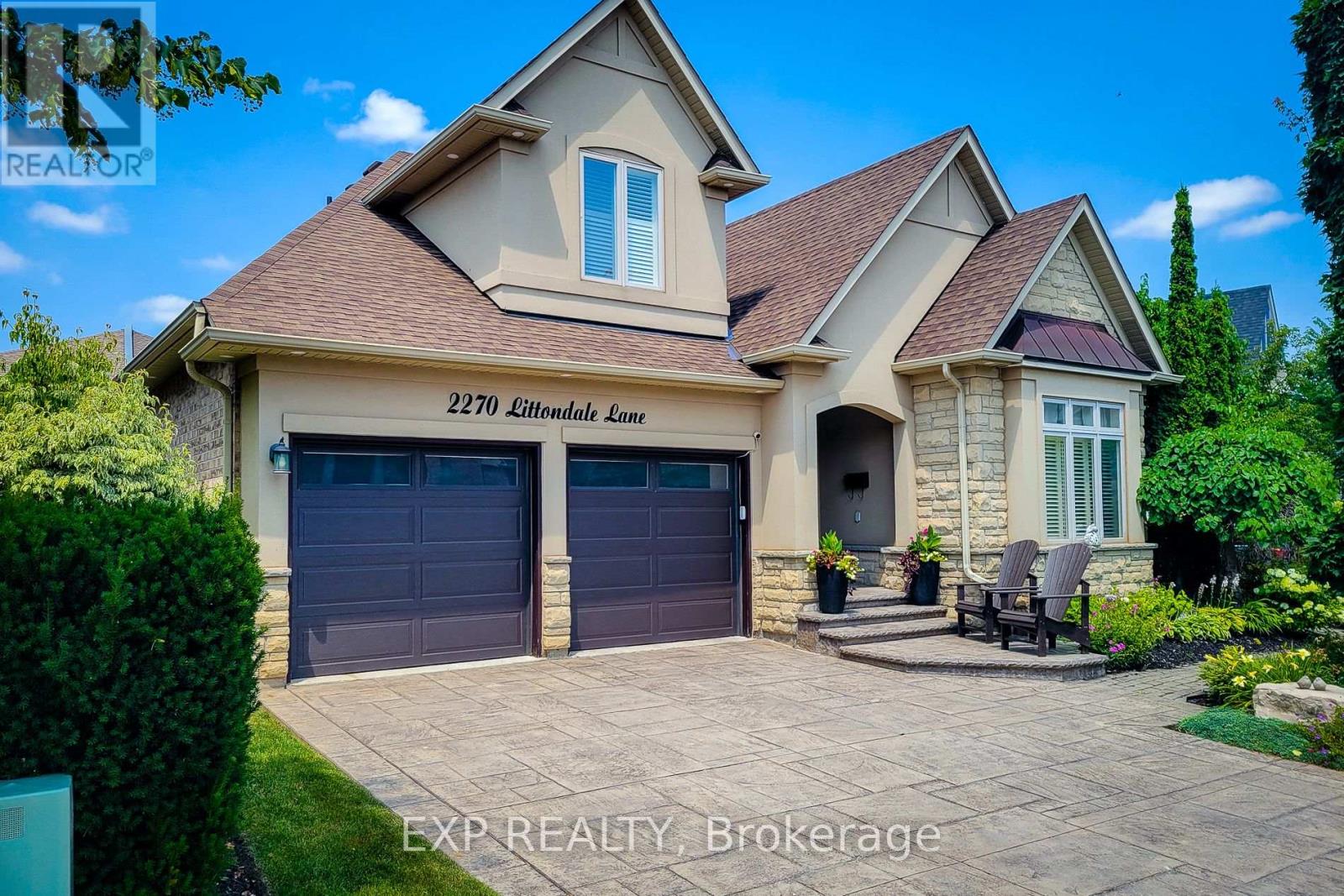 2270 LITTONDALE LANE, Oakville, Ontario