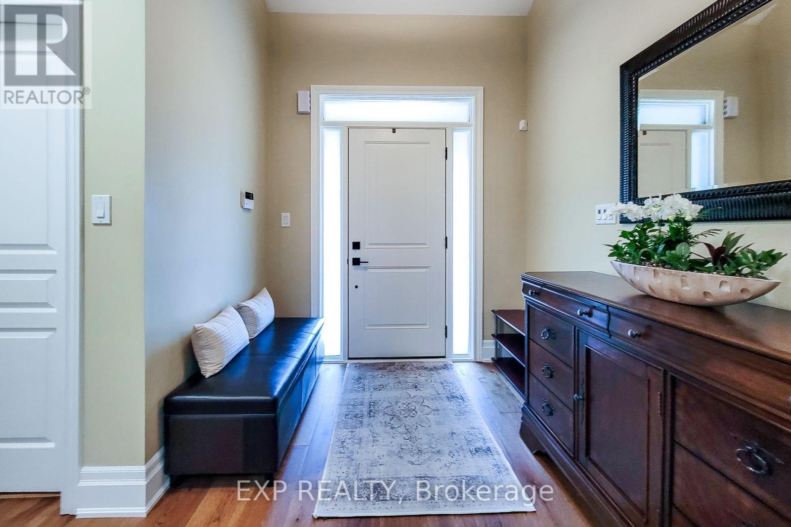 2270 Littondale Lane, Oakville, Ontario  L6M 0B7 - Photo 5 - W13597864