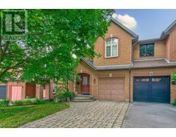 16 WESTVILLAGE DRIVE, Hamilton, Ontario