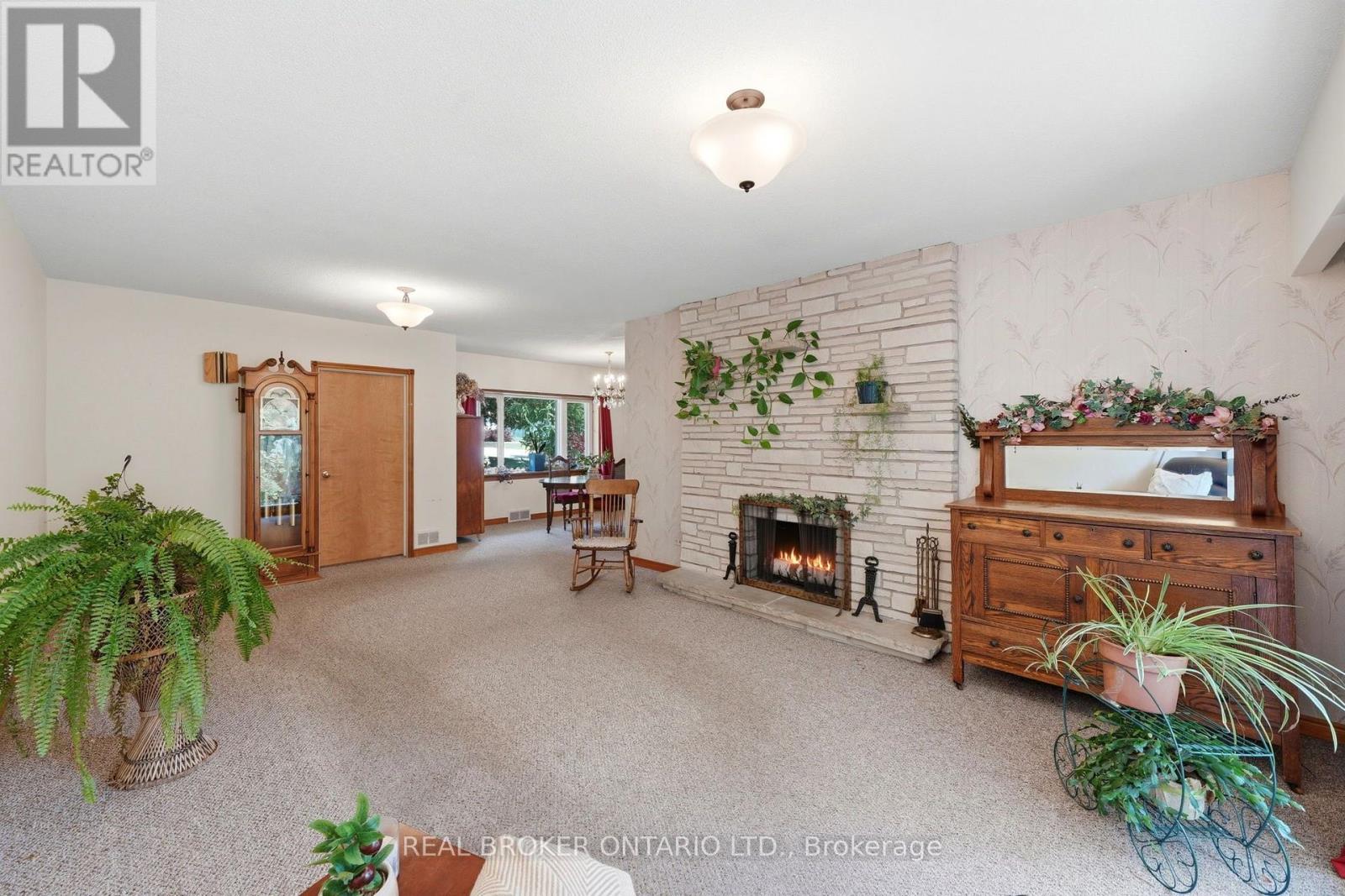 158 Diagonal Road, North Huron, Ontario  N0G 2W0 - Photo 11 - X13597718