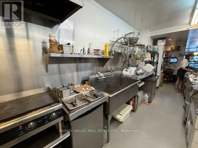 173 Danforth Avenue, Toronto, Ontario  M4K 1N2 - Photo 11 - E13596554