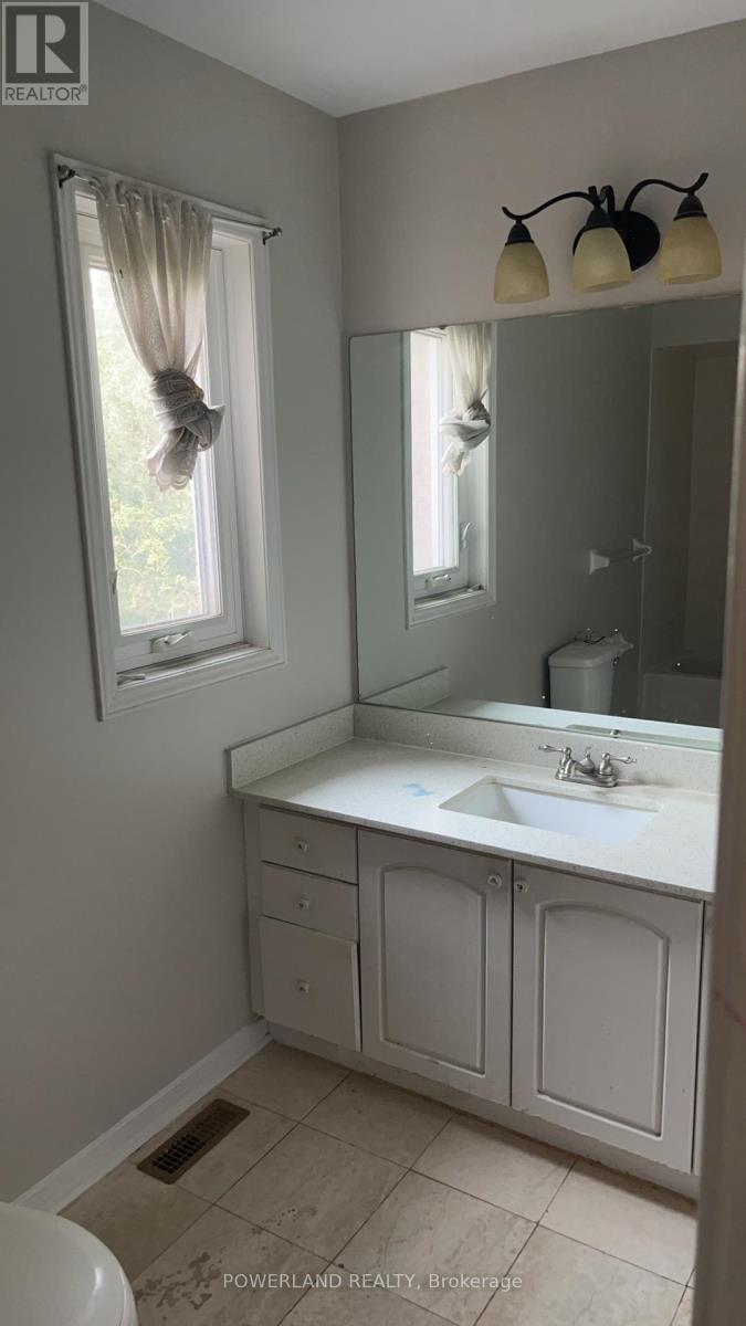 2441 Strathmore Crescent, Mississauga, Ontario  L5M 5K2 - Photo 16 - W13425398