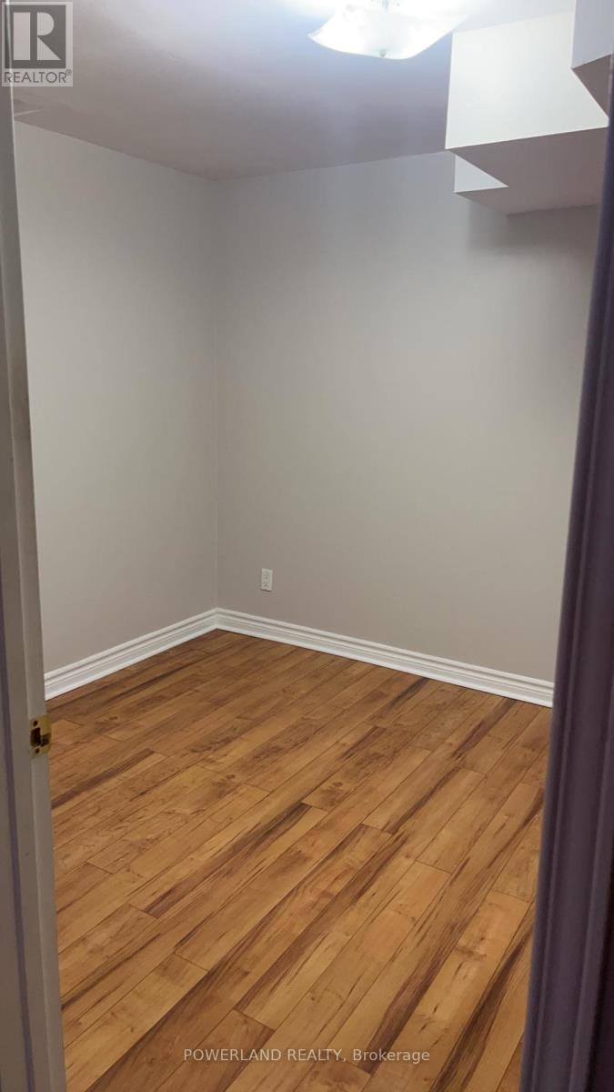 2441 Strathmore Crescent, Mississauga, Ontario  L5M 5K2 - Photo 24 - W13425398
