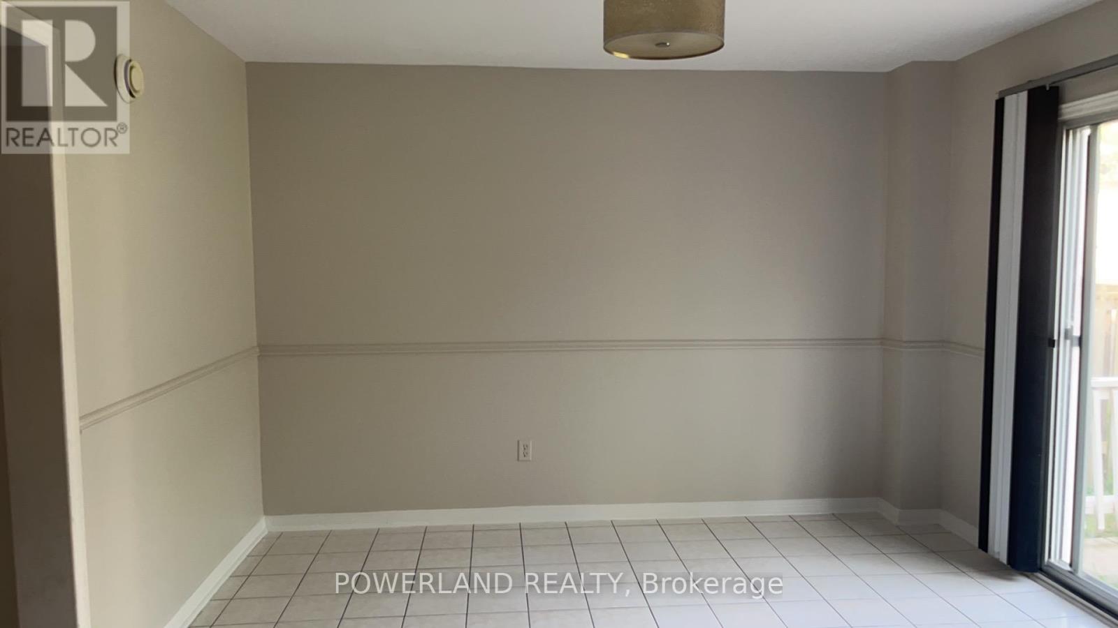 2441 Strathmore Crescent, Mississauga, Ontario  L5M 5K2 - Photo 5 - W13425398