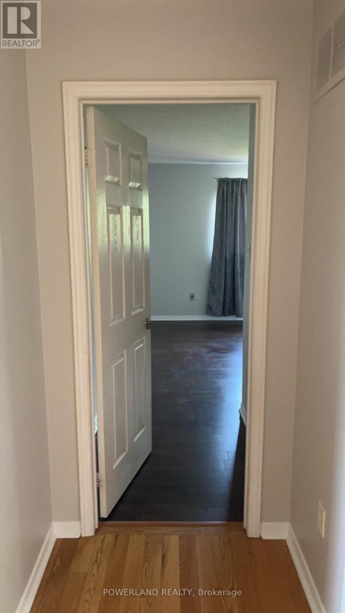 2441 Strathmore Crescent, Mississauga, Ontario  L5M 5K2 - Photo 12 - W13425398