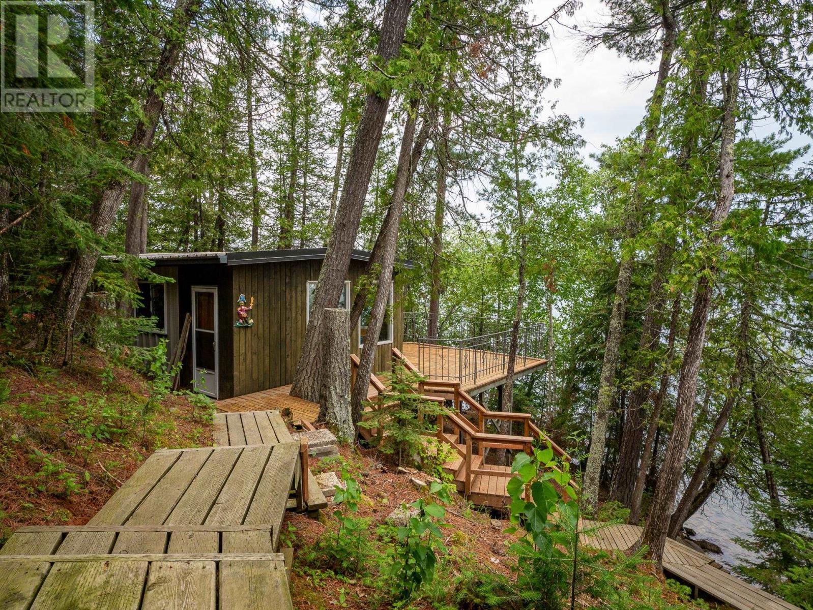 5 Whiskey Jack Way, S Shore Poplar Bay, S Of Kenora, Ontario  P0X 1C0 - Photo 34 - TB2601773