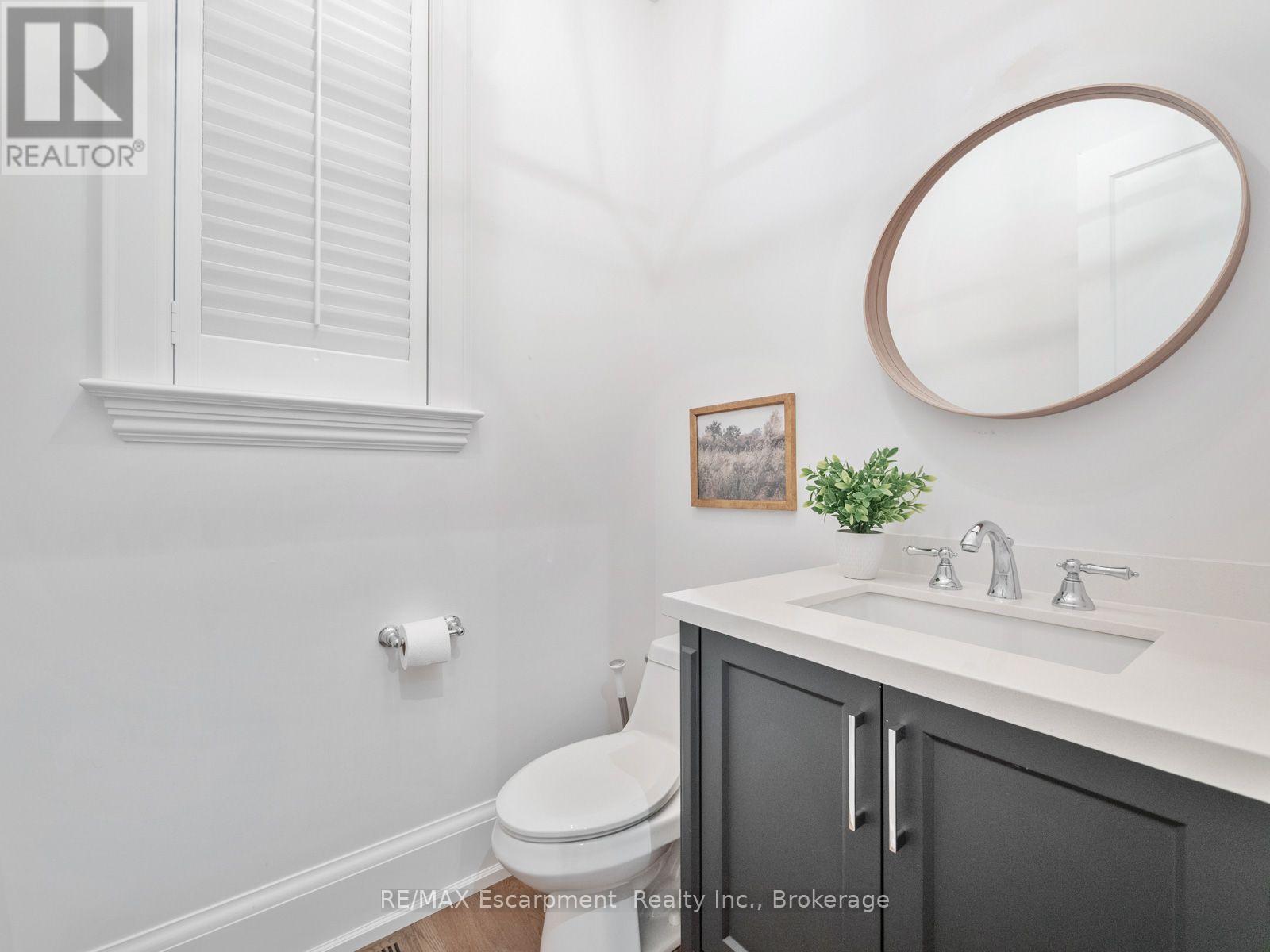 1077 Bridge Road, Oakville, Ontario  L6L 2B6 - Photo 23 - W13598106
