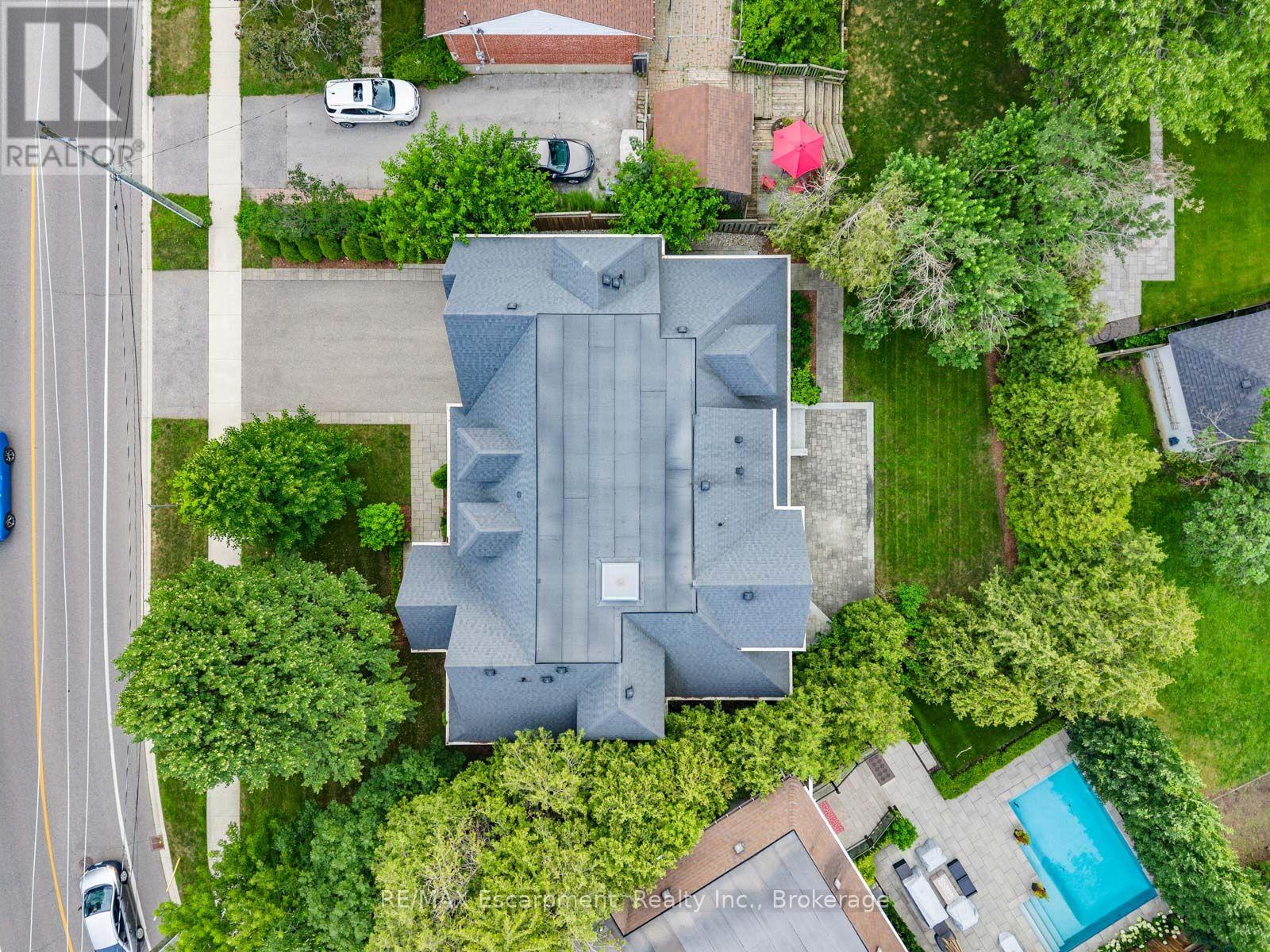 1077 Bridge Road, Oakville, Ontario  L6L 2B6 - Photo 48 - W13598106