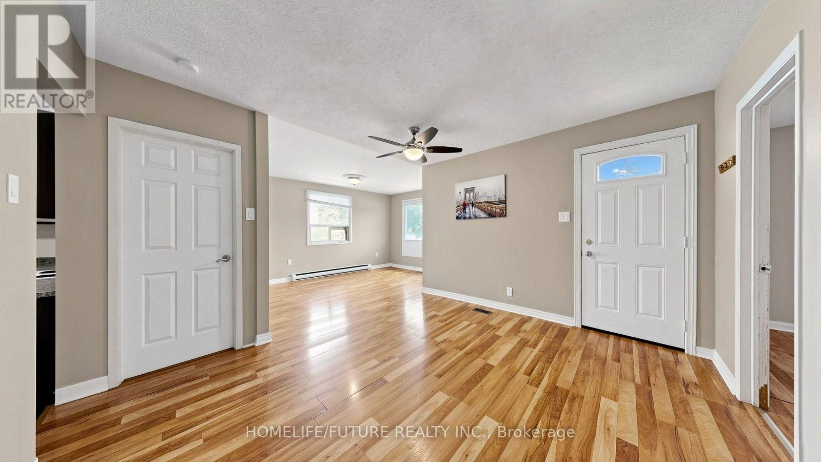 804 Dundas Street W, Whitby, Ontario  L1N 2N5 - Photo 7 - E13595722