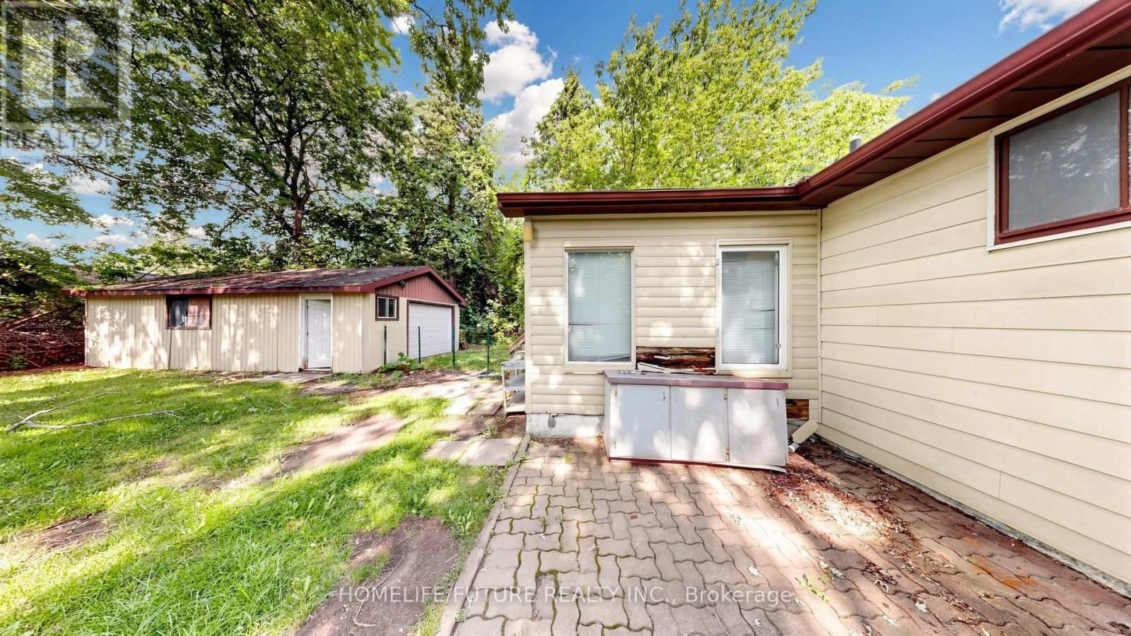 804 Dundas Street W, Whitby, Ontario  L1N 2N5 - Photo 45 - E13595722