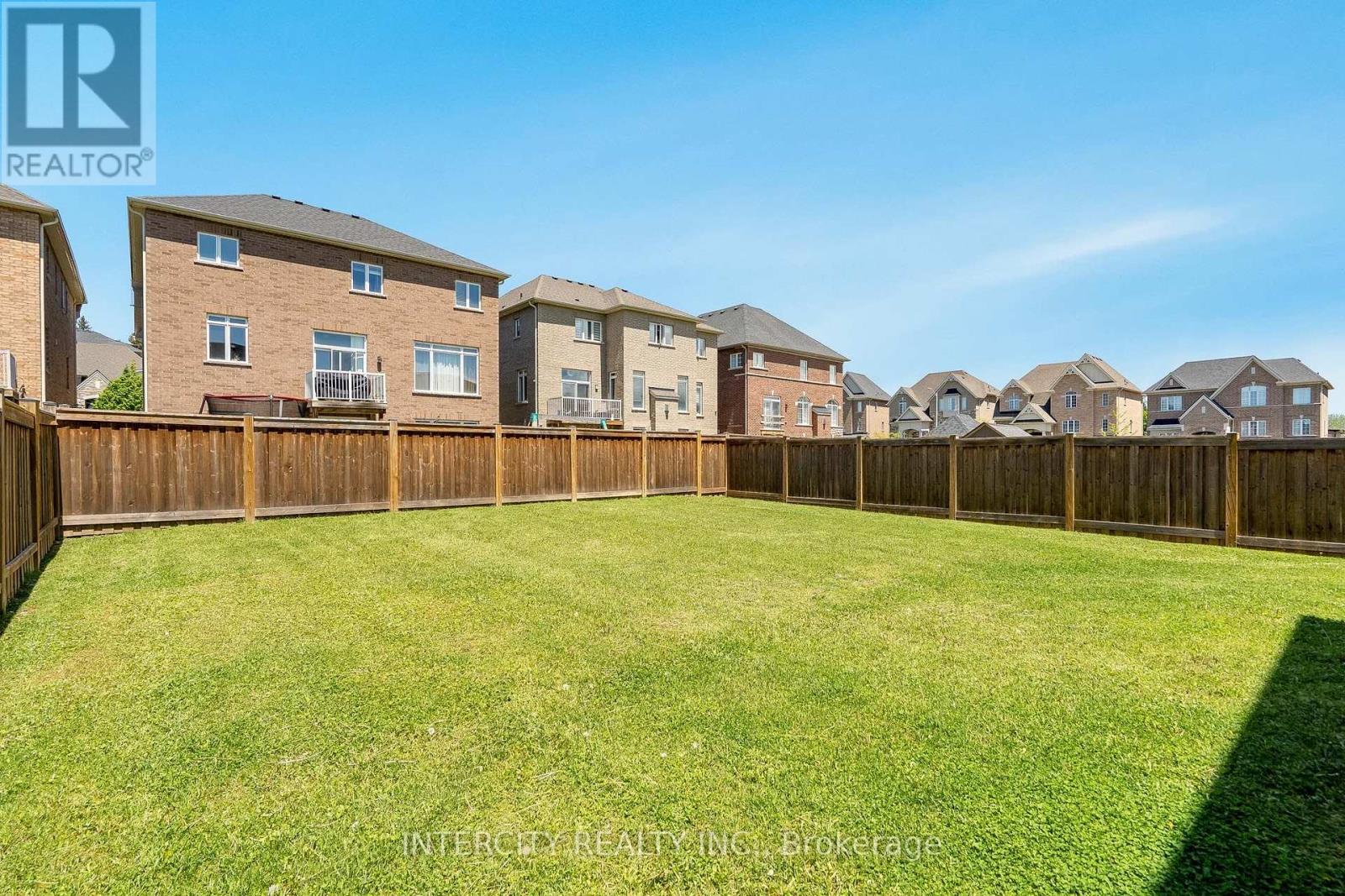 6 Flay Court, Innisfil, Ontario  L0L 1L0 - Photo 39 - N13578602