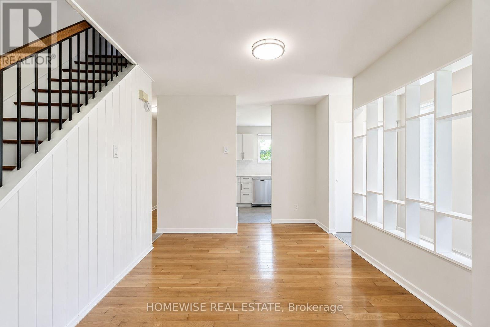 33 - 1350 Winding Trail, Mississauga, Ontario L4Y 2T8 - Photo 6 - W13552934