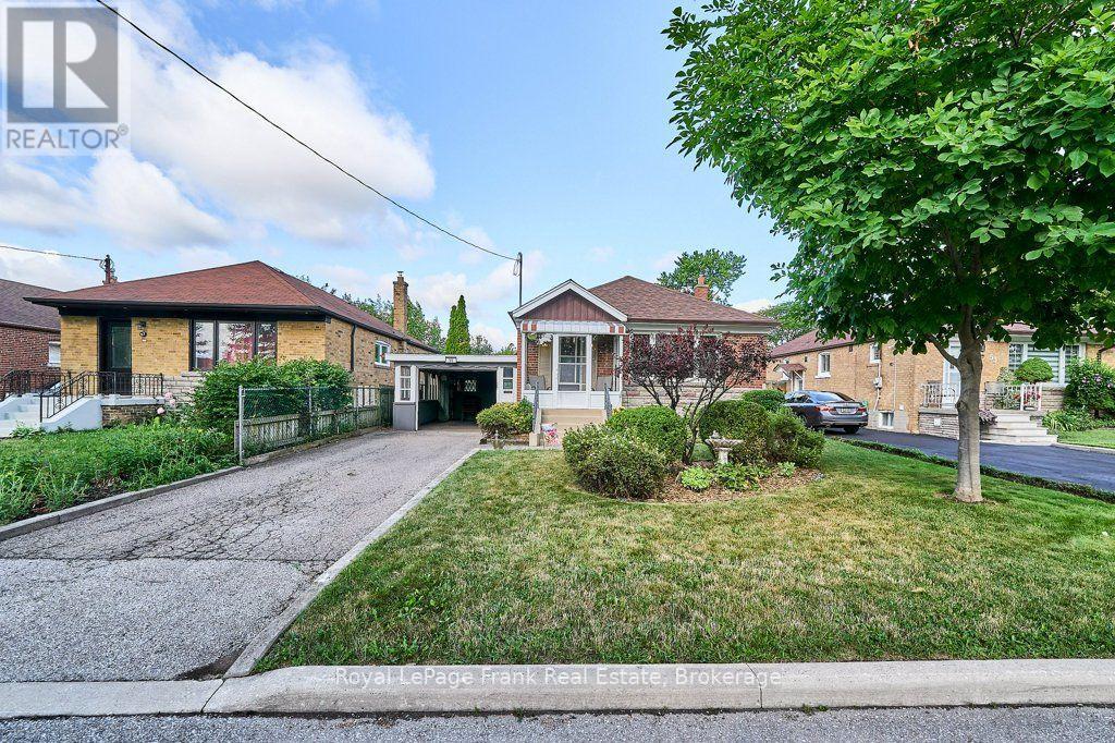 55 Leahann Drive, Toronto, Ontario  M1P 1B8 - Photo 33 - E13597910