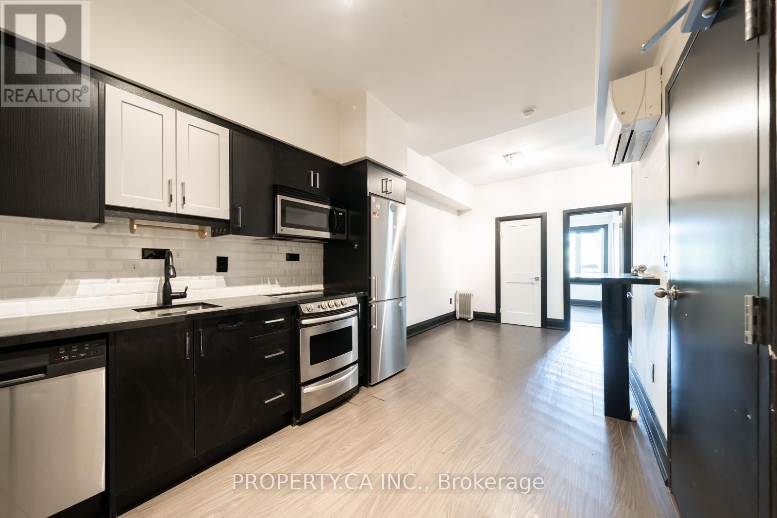 3 - 960 QUEEN STREET W, Toronto, Ontario