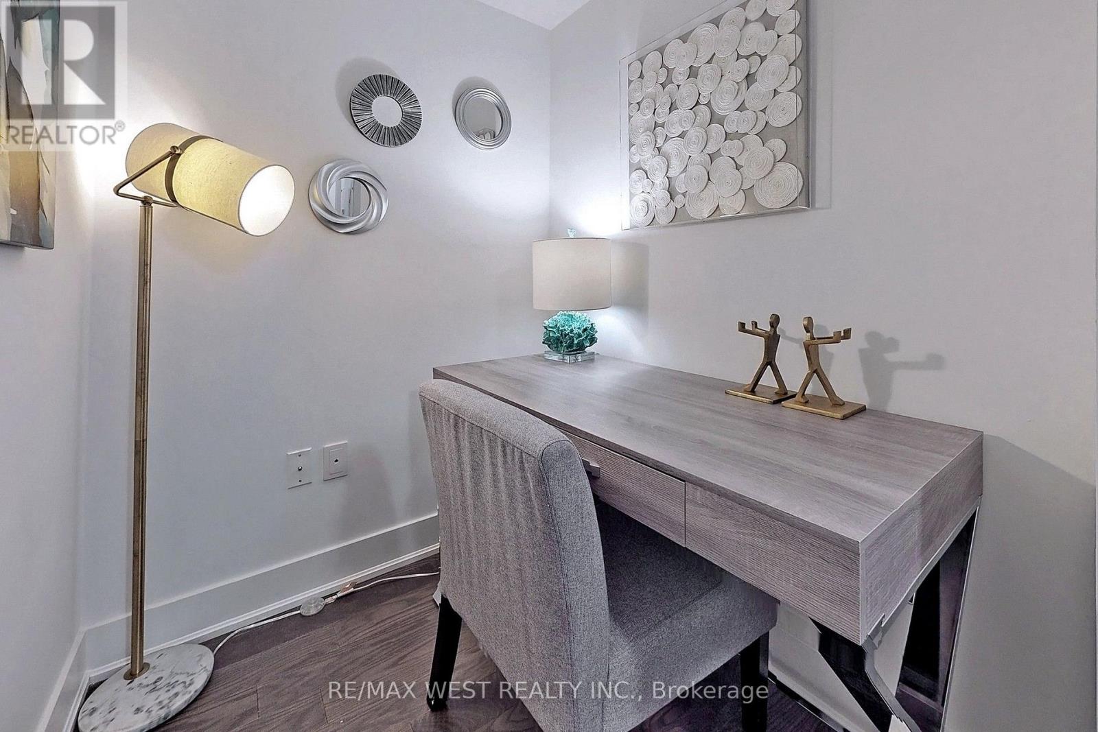 1112 - 955 Bay Street, Toronto, Ontario  M5S 0C6 - Photo 11 - C13598064