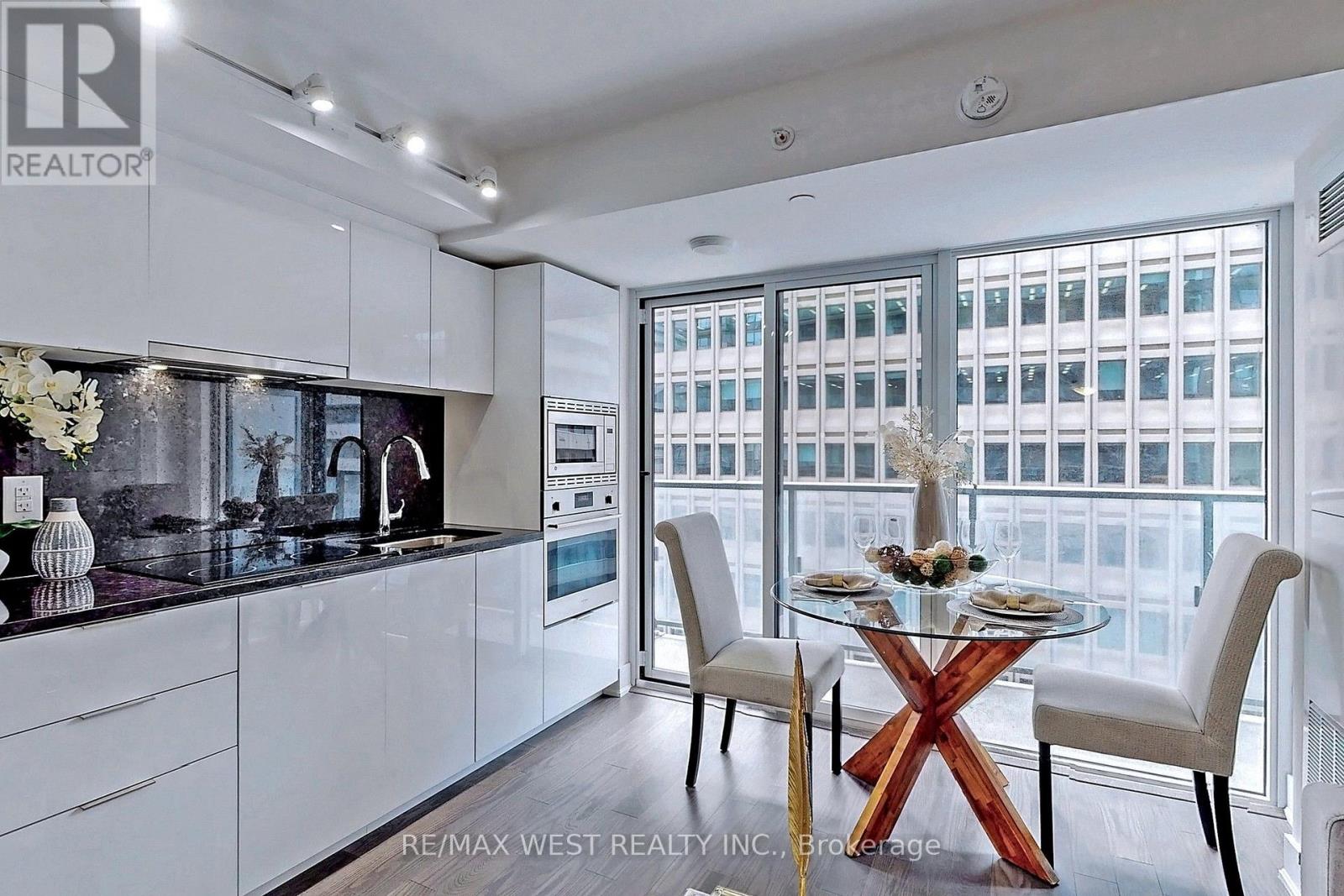 1112 - 955 Bay Street, Toronto, Ontario  M5S 0C6 - Photo 15 - C13598064