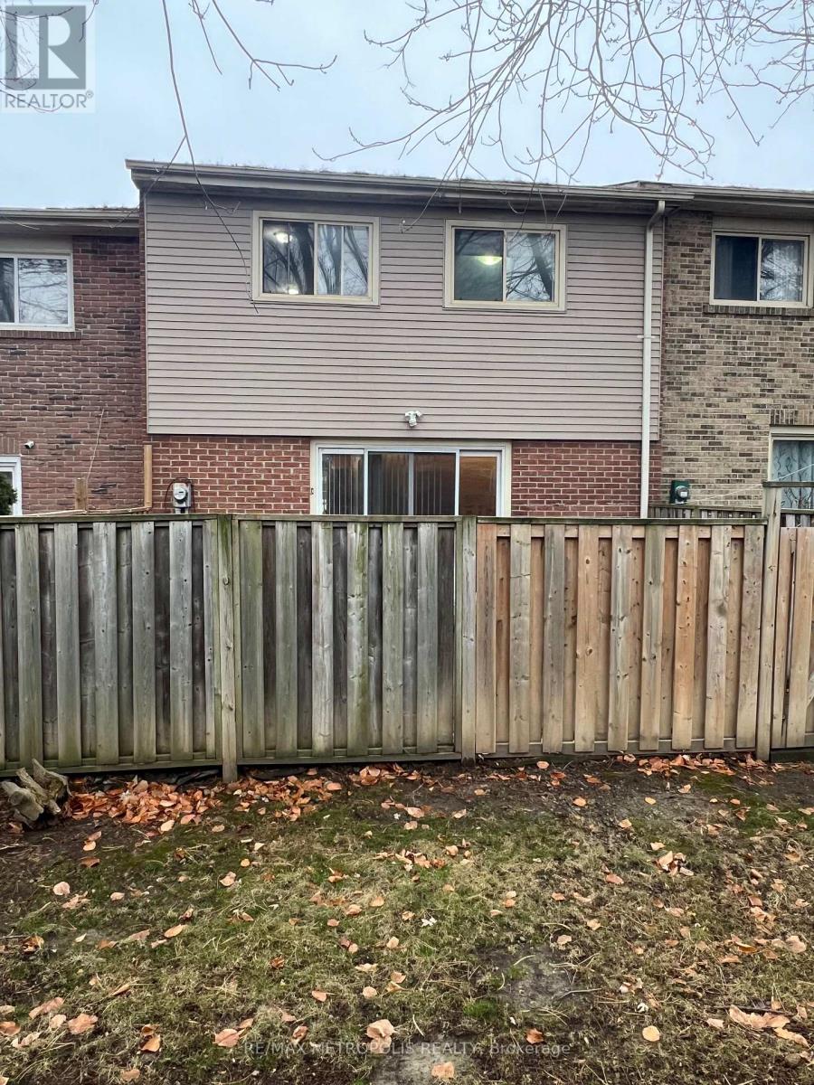 12 - 2051 Bridletowne Circle, Toronto, Ontario  M1W 2J7 - Photo 5 - E13598004