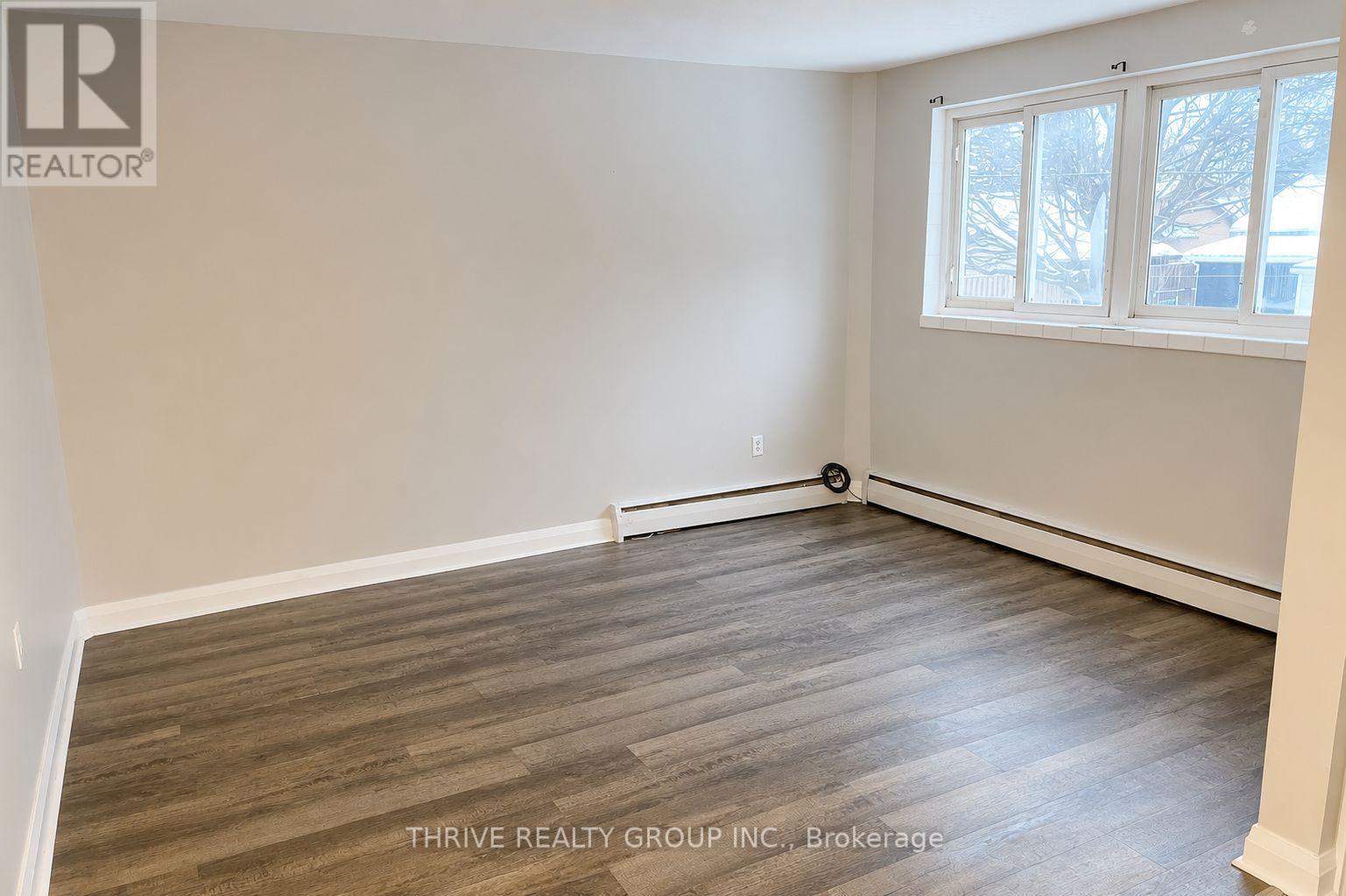 8 - 153 Godfrey Drive, London East, Ontario N5V 2E8 - Photo 6 - X13598132