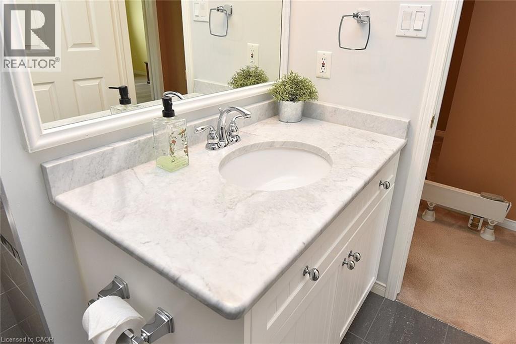 121 Foxborough Drive, Ancaster, Ontario  L9G 4Z1 - Photo 39 - 40845644