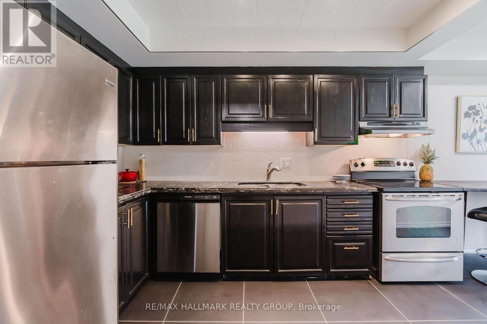 6 - 228 Harriot Private, Ottawa, Ontario  K1T 3C8 - Photo 13 - X13598146